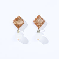 Caramel Maddie White