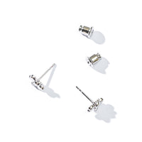 Momo Bee Studs | Silver