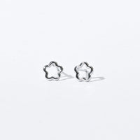 Olivia Flower Studs | Silver
