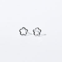 Olivia Flower Studs | Silver