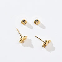 Huggie Bear Studs | Gold
