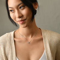 Amy Bow Necklace | Silver