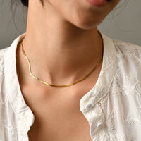 Lorelai 2mm Snake Necklace | Gold