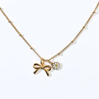 Baby Daisy Charm | Gold
