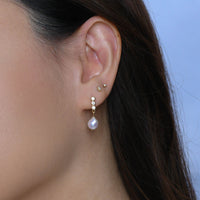 Alenka Minimalist Pearl Dangles
