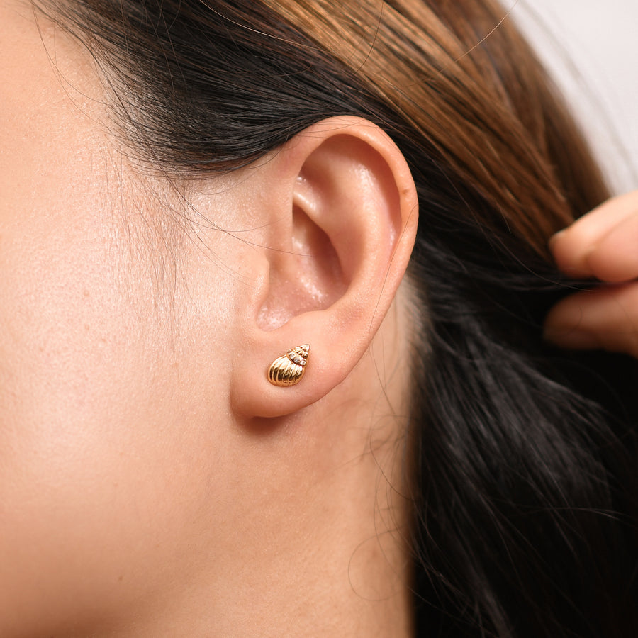 Seseh Conch Stud | Gold