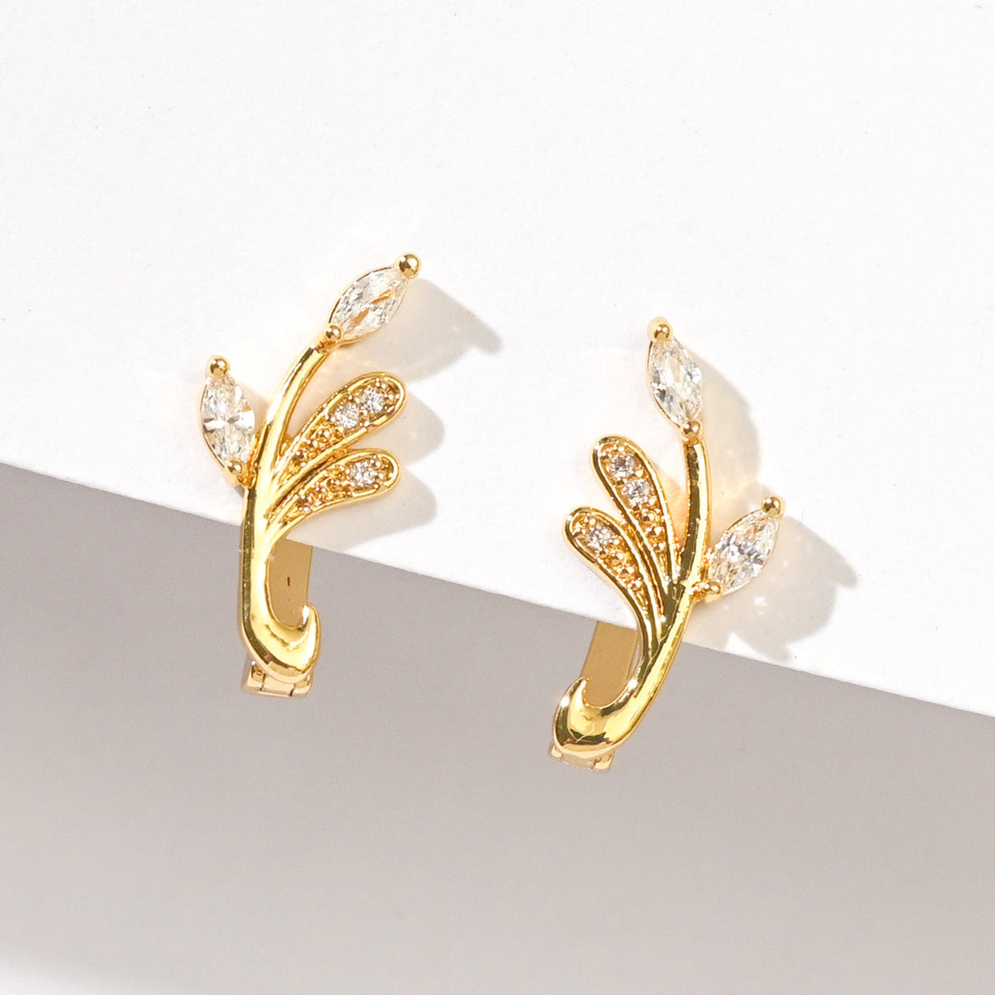 Yasmine Hoops | Clear Gold