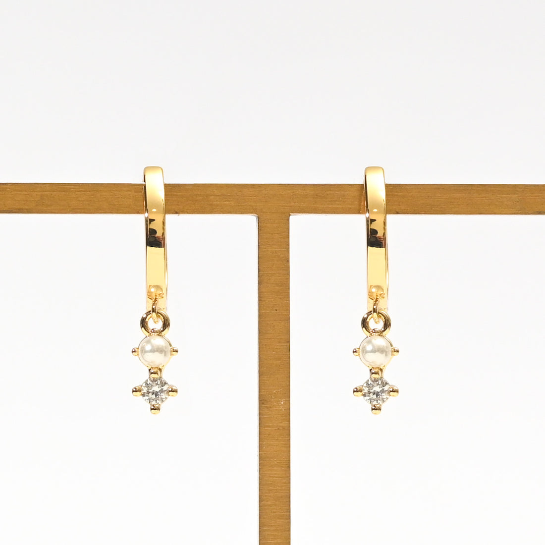 Isabelle Pearl Dangles
