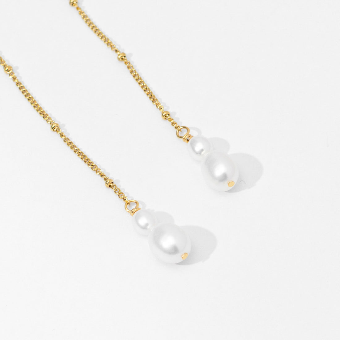 Sarin Open Pearl Necklace