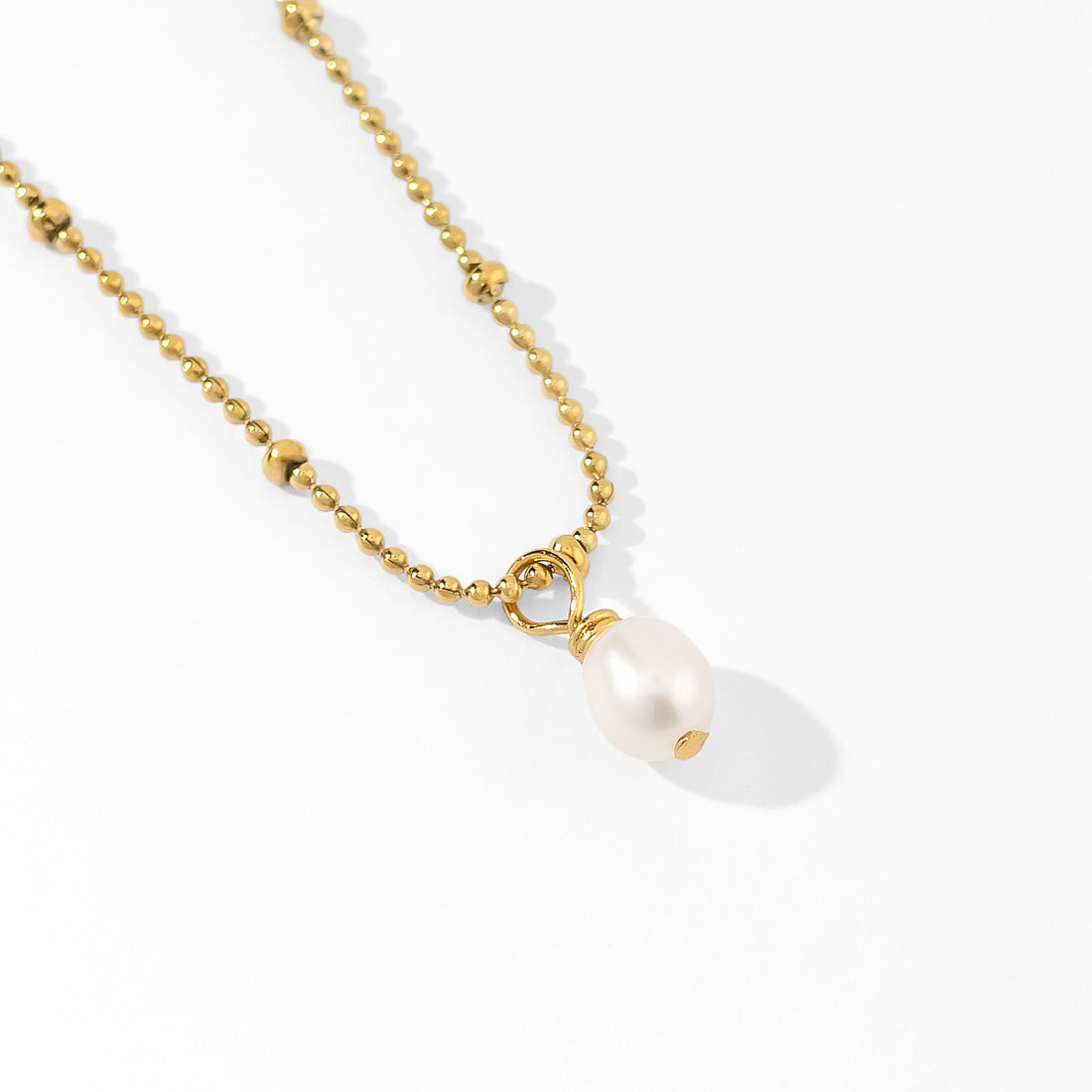 Charlotte White Pearl Necklace