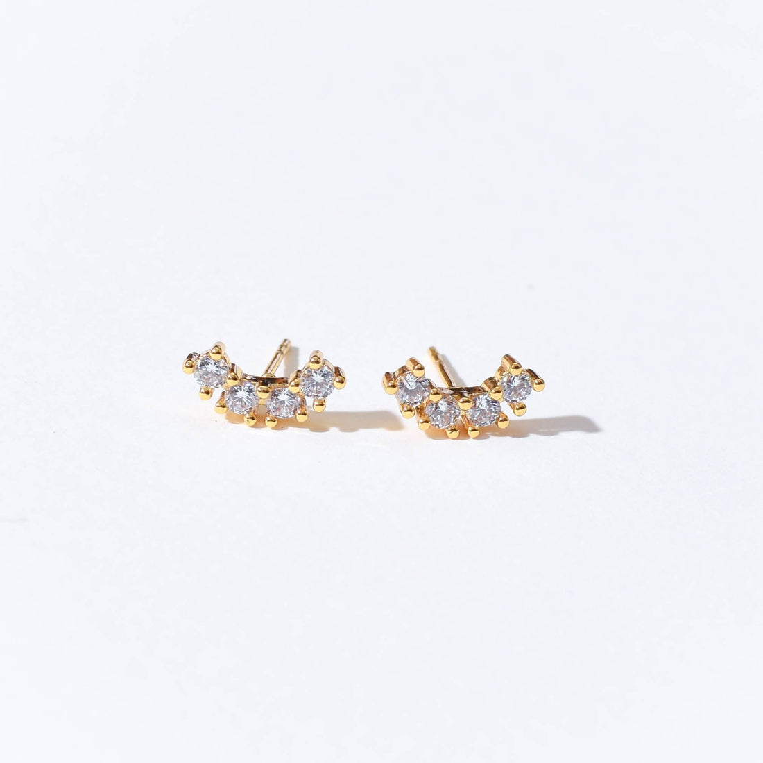 Min Curved Studs | Gold