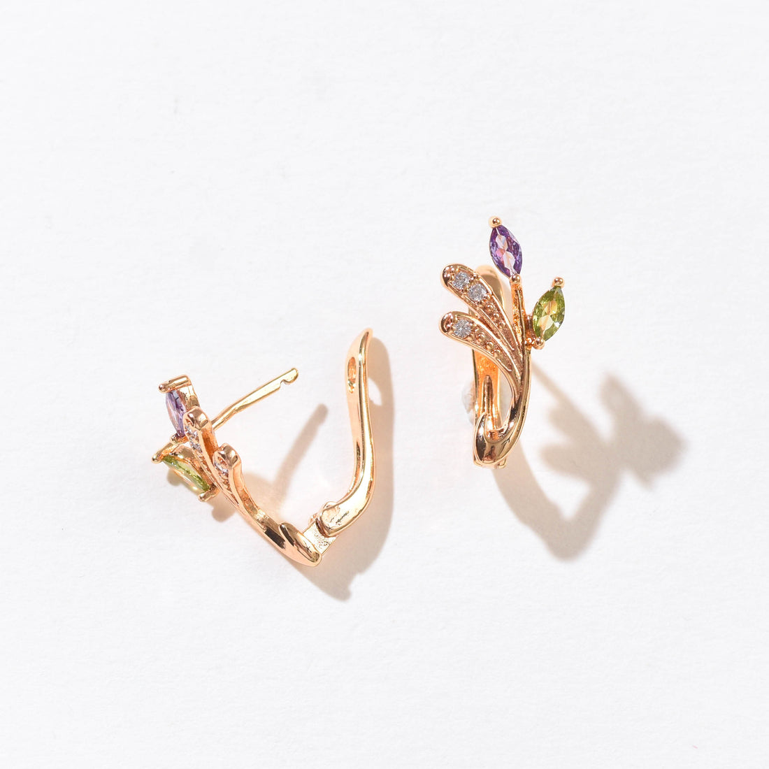 Yasmine Hoops