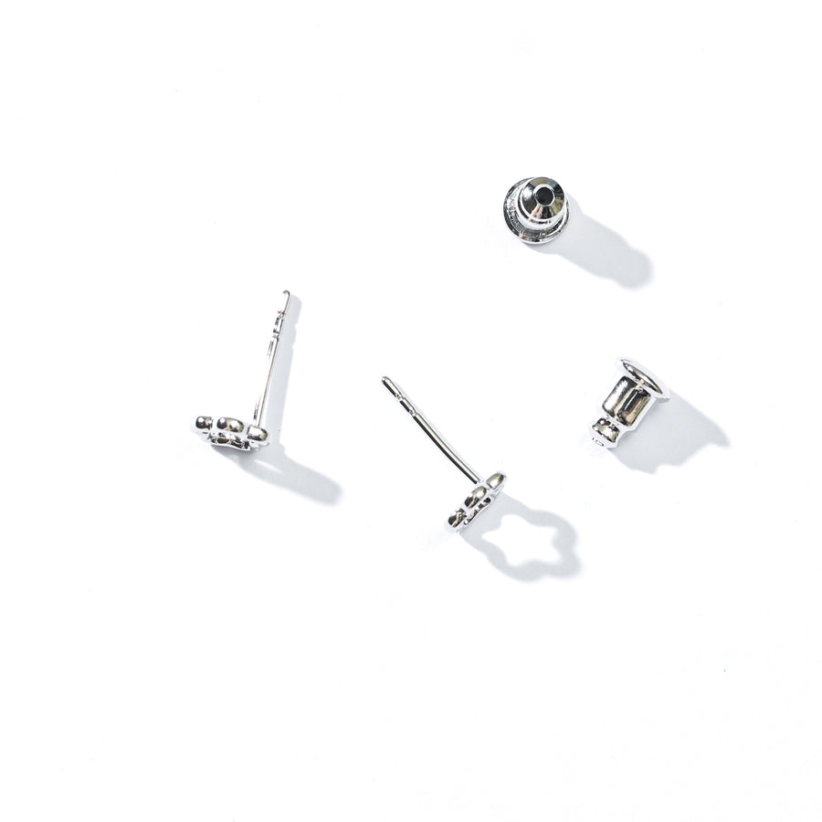 Olivia Flower Studs | Silver