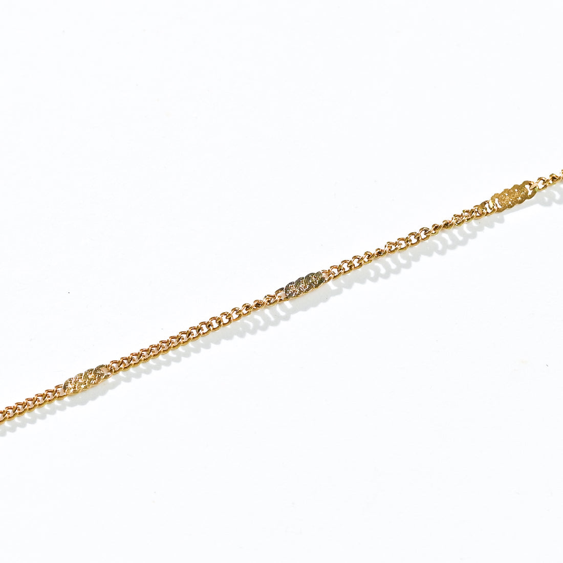 Carrey Hammered Necklace | Gold