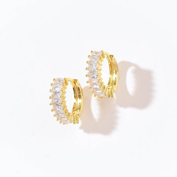 Alicia Hoops | Gold