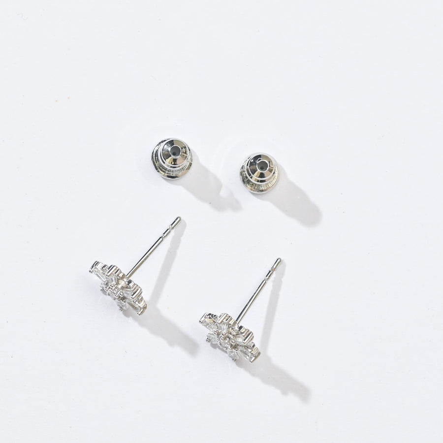 Lumi Snowflake Studs | Silver