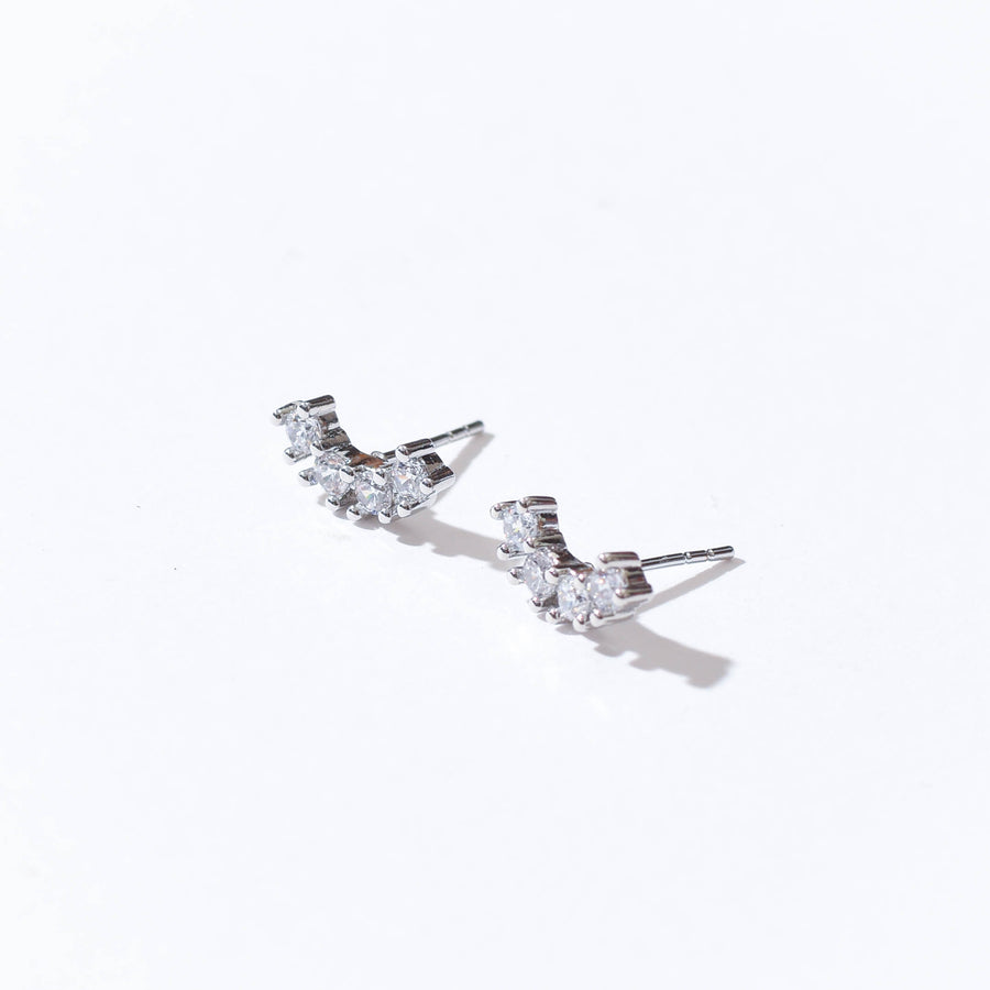 Min Curved Studs | Silver