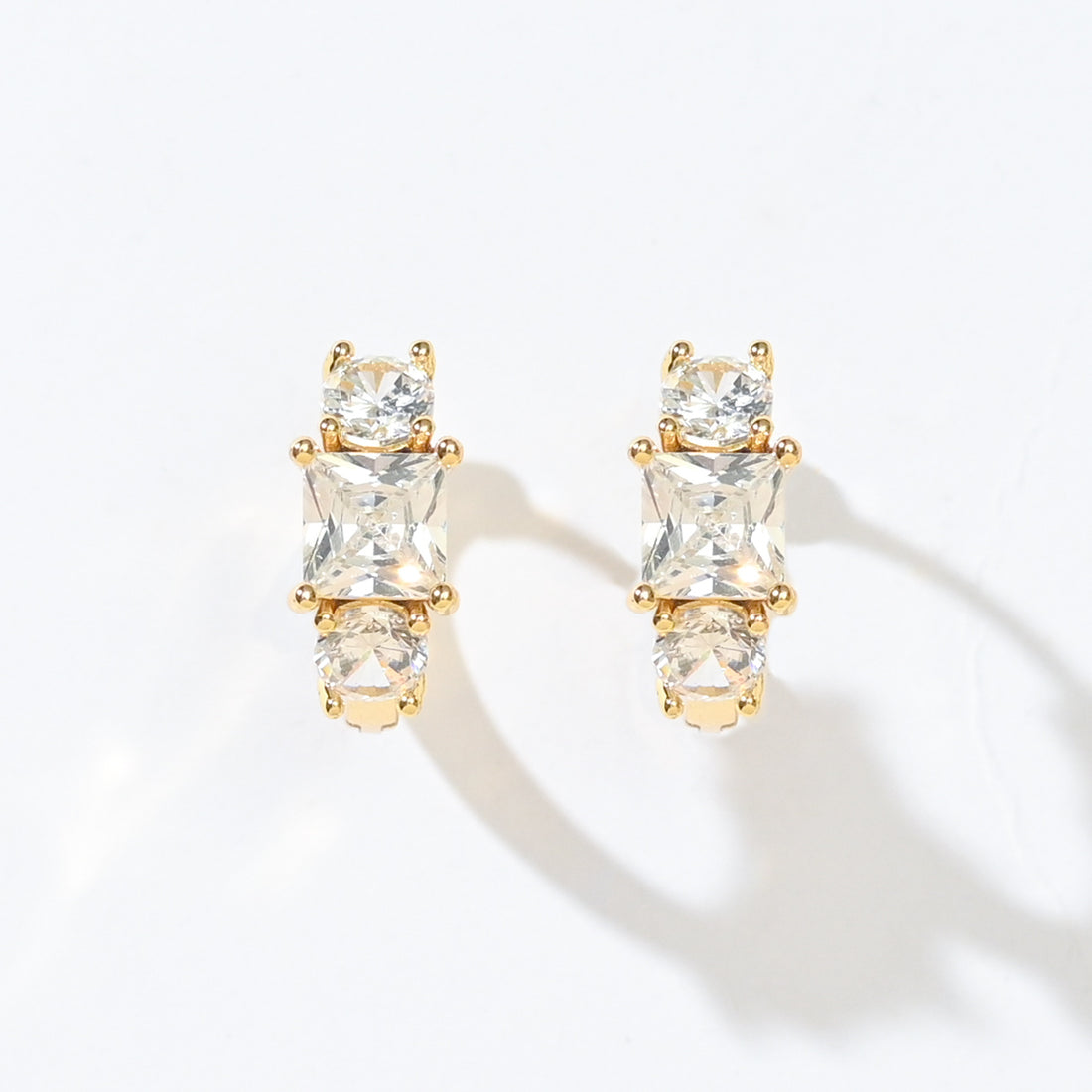 Madison Hoops | Clear Gold