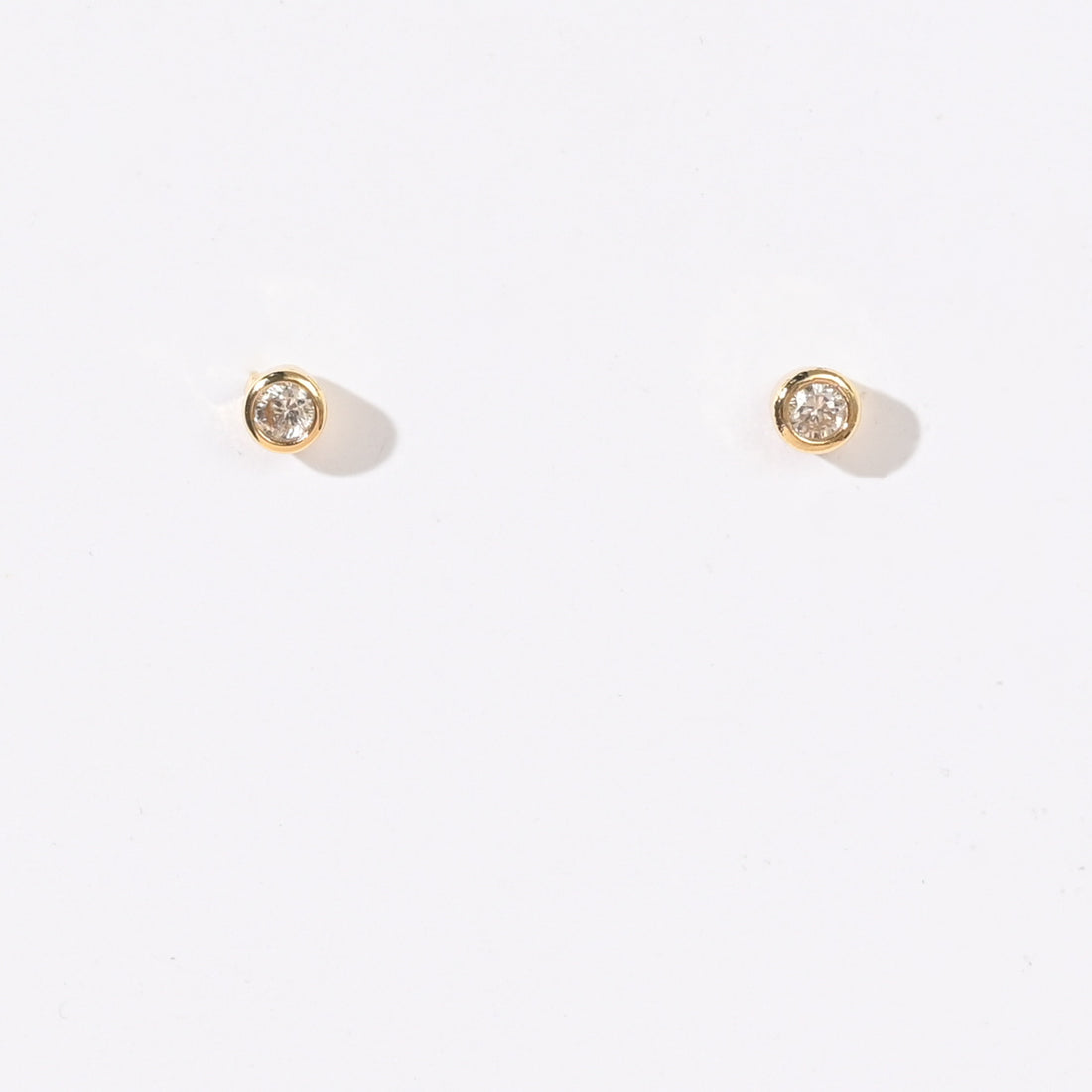 Penny Bezel Studs | Gold