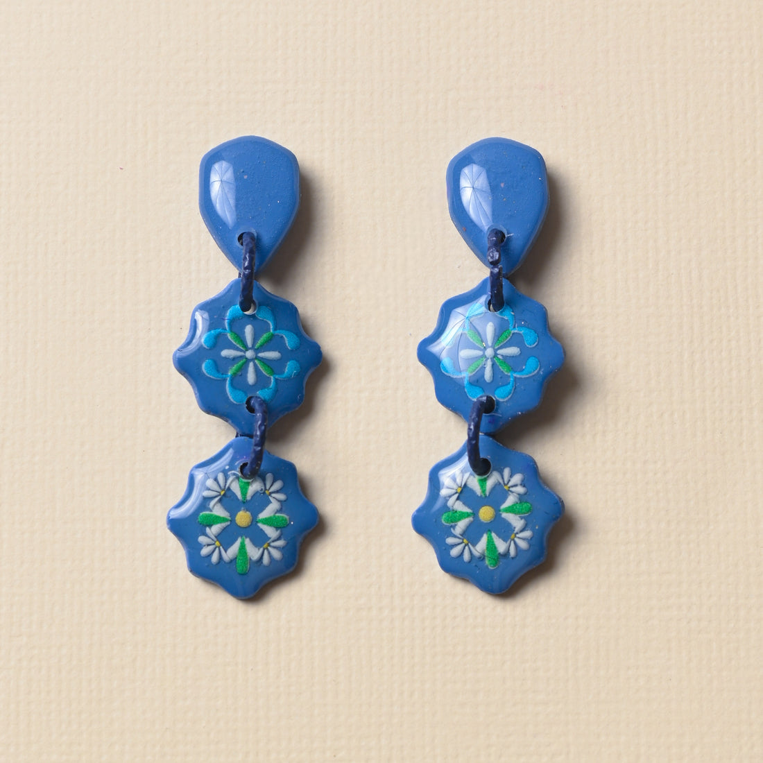 Nyonya Pulut Alin (options)