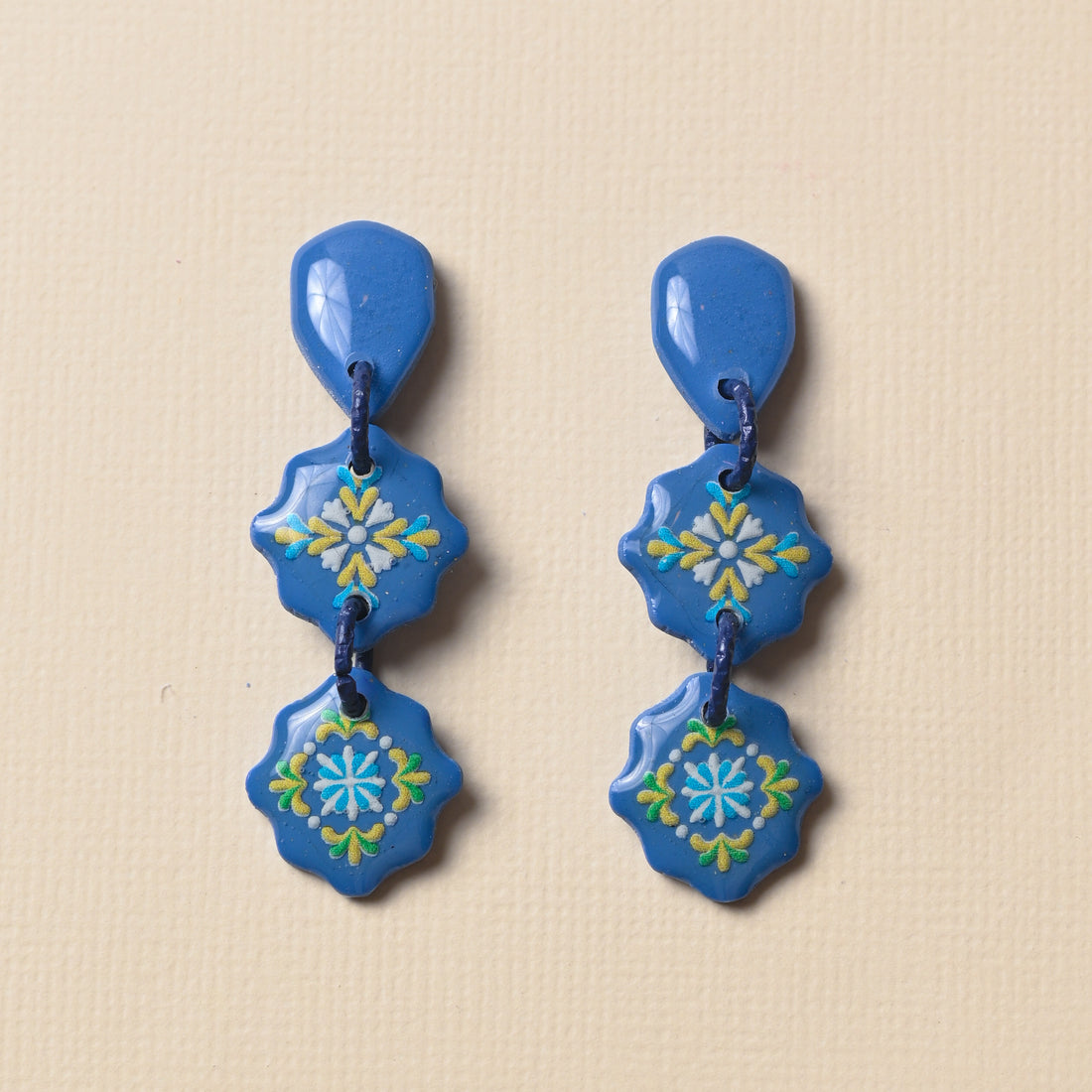 Nyonya Pulut Alin (options)