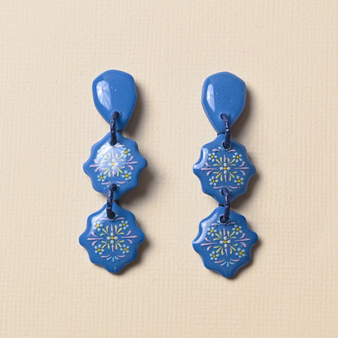 Nyonya Pulut Alin (options)