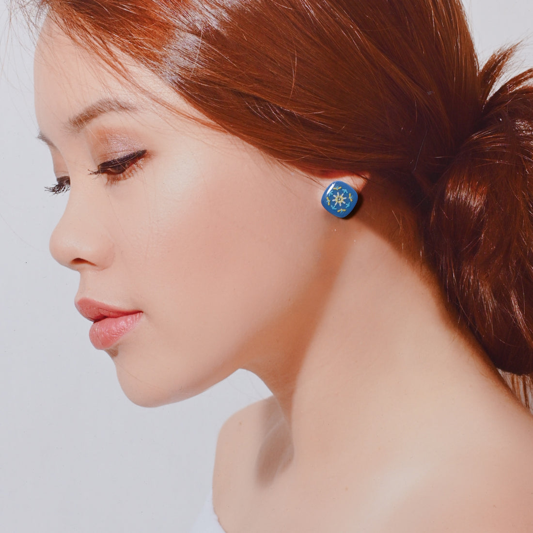 Nyonya Pulut Jing Studs (options)