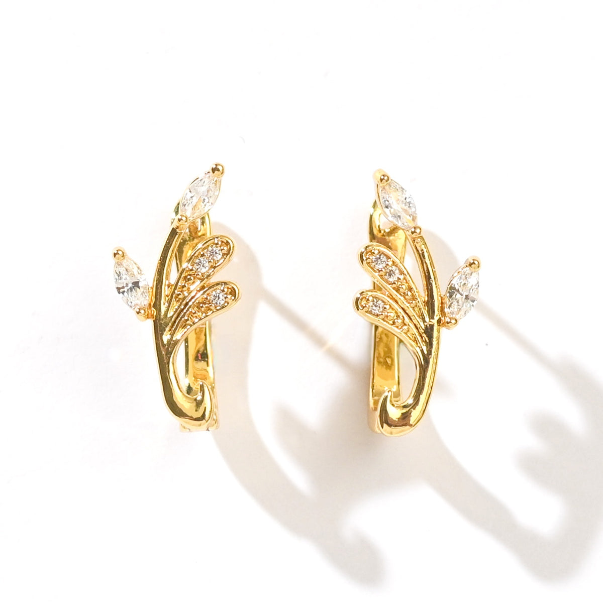 Yasmine Hoops | Clear Gold