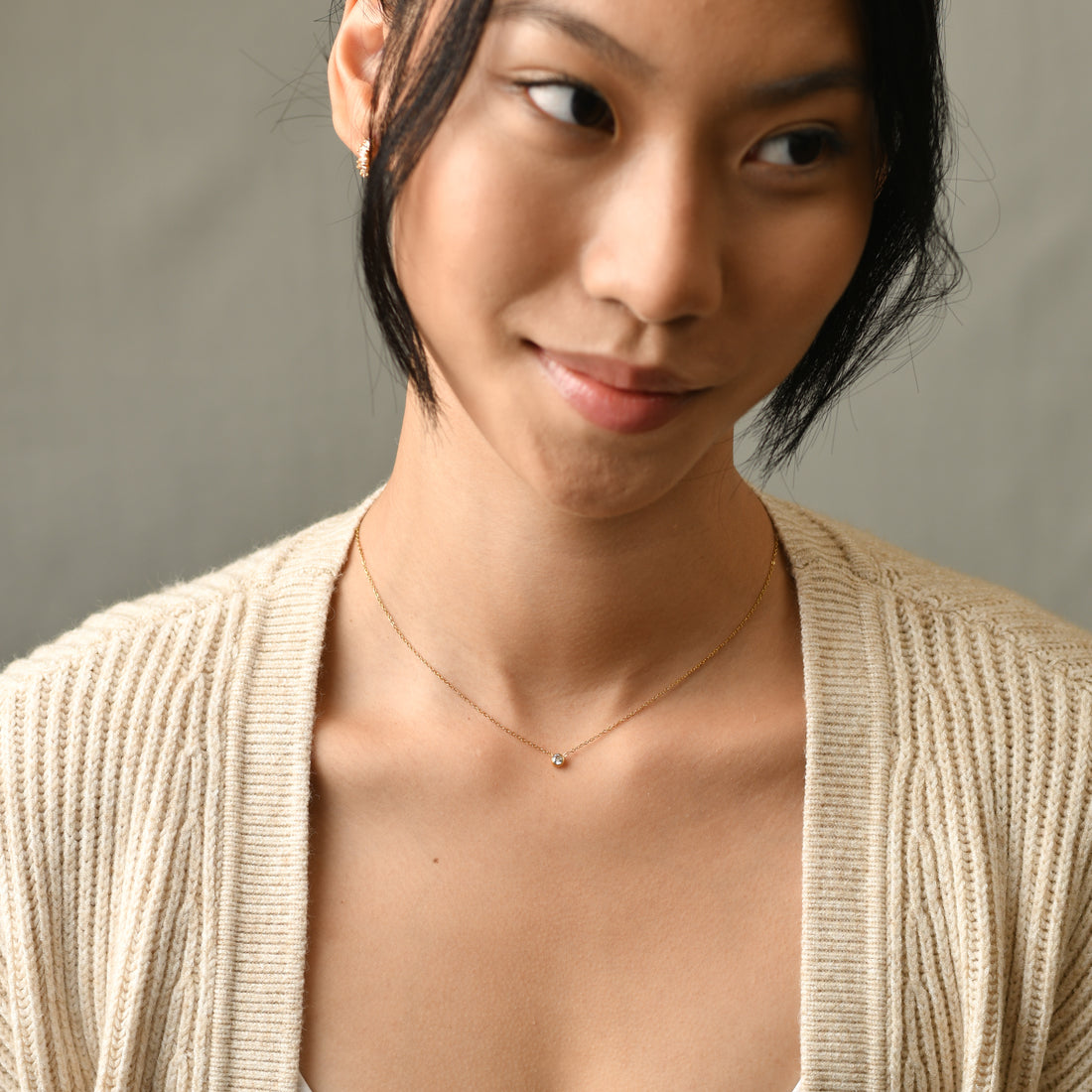 Lily Dainty Necklace | Gold
