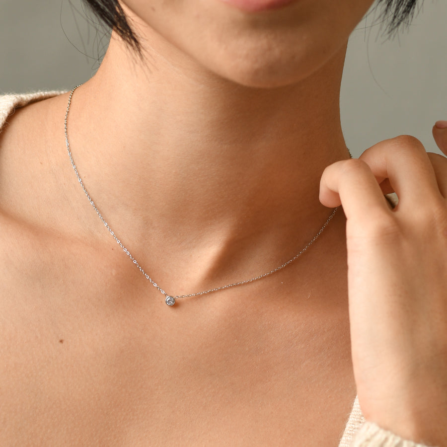 Lily Dainty Necklace | Silver