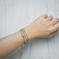 Aveline Pink Pearl Bracelet