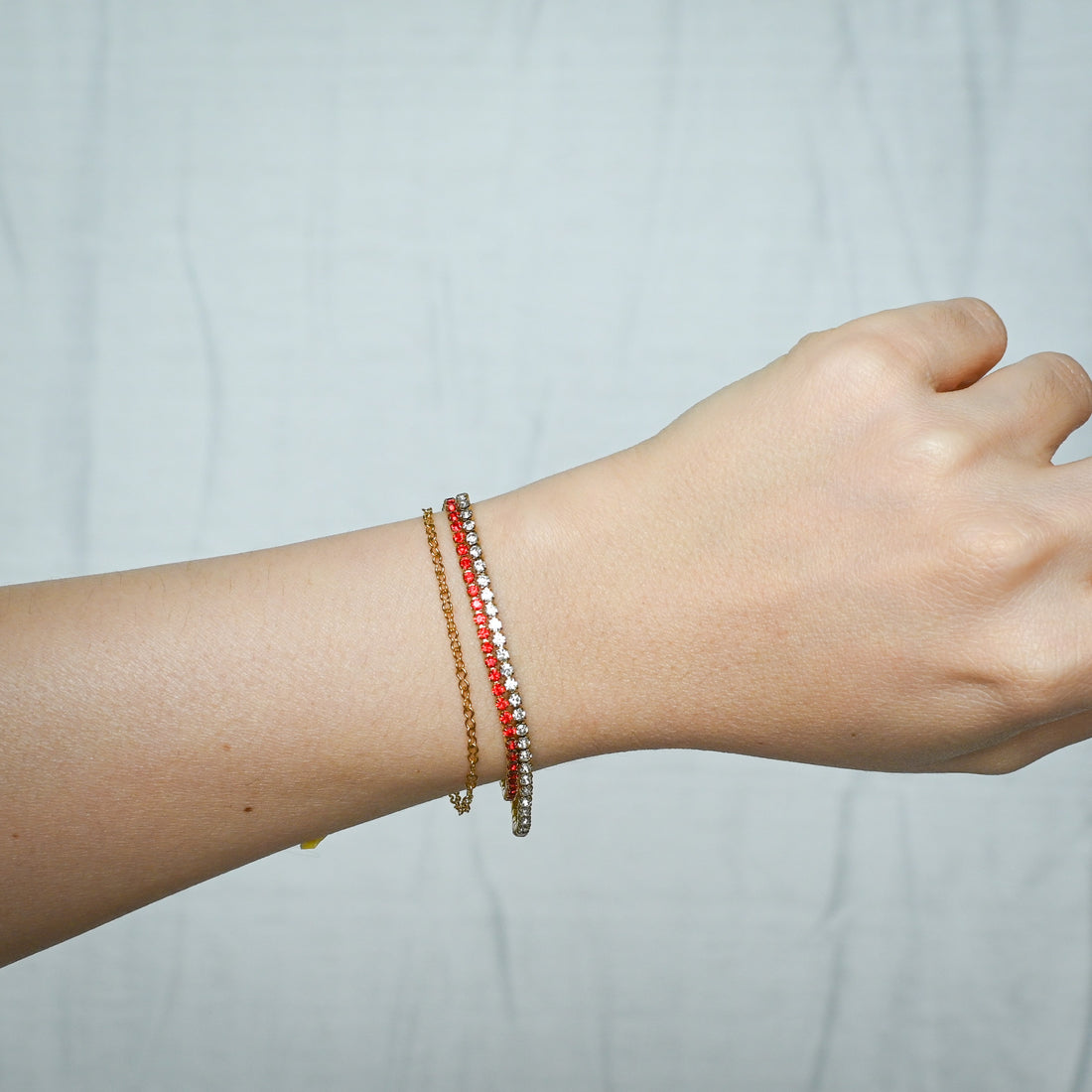 Laura Tennis Bracelet | Scarlet