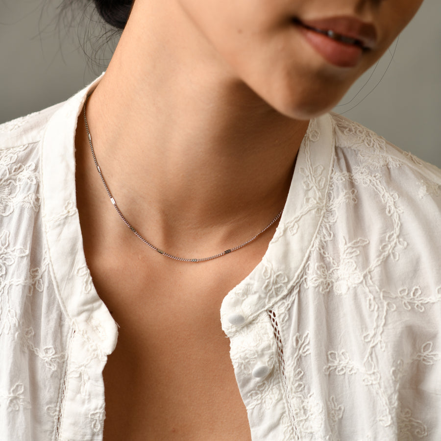 Carrey Hammered Necklace | Silver