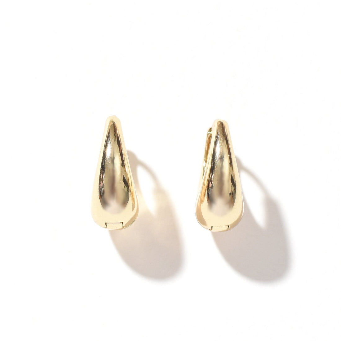 Olivia Saddle Hoop | Gold