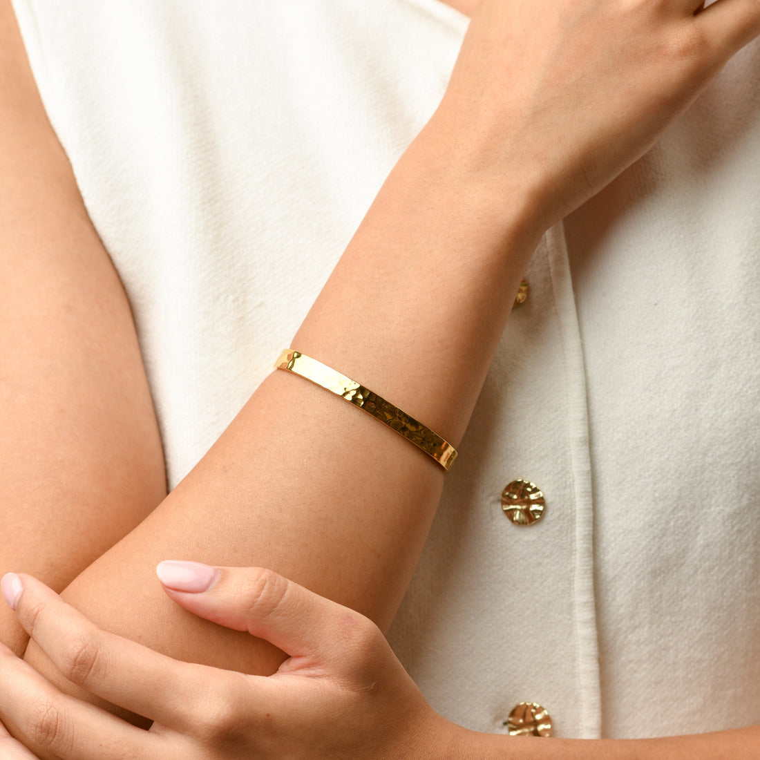 Erin Hammered Cuff Bangle | Gold