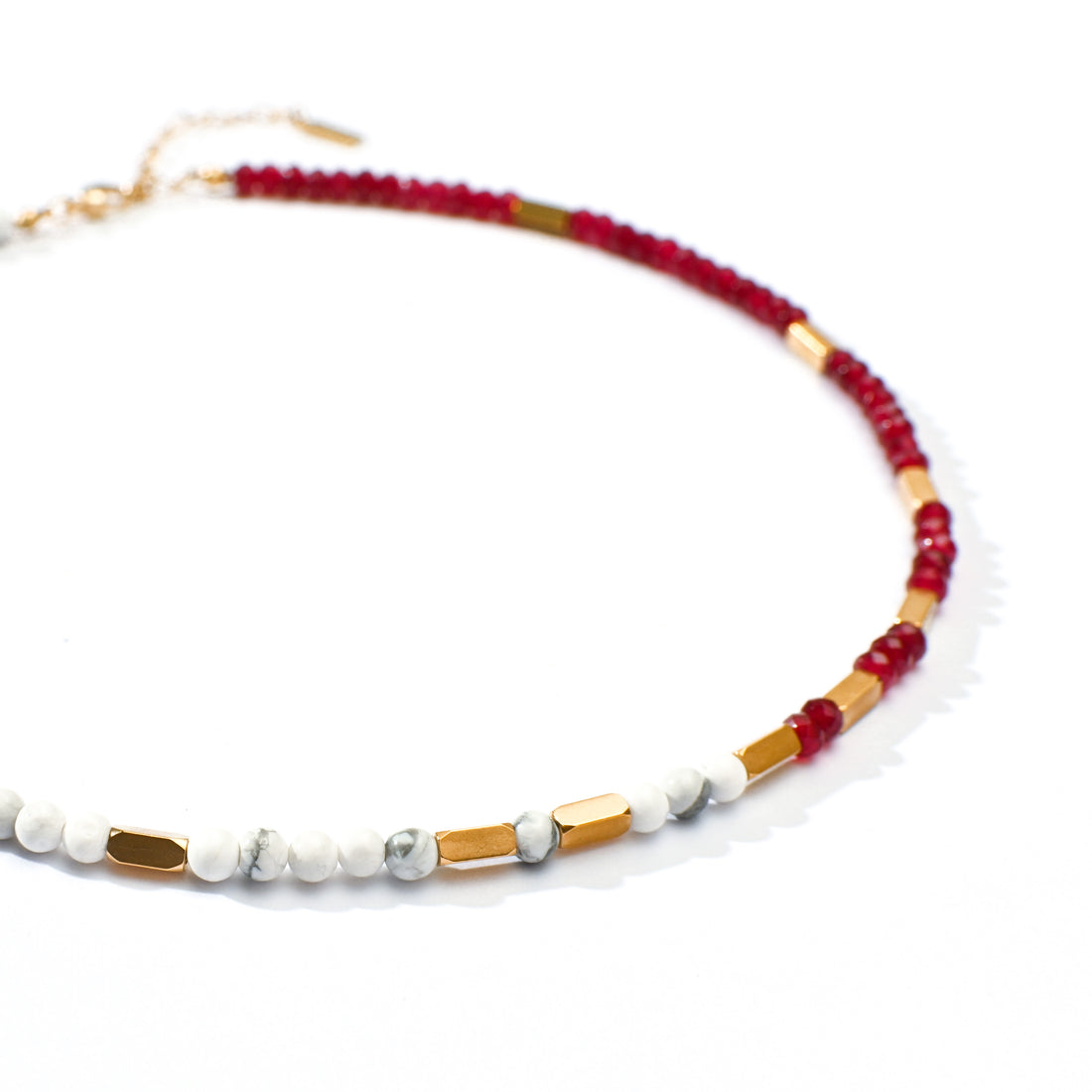 Kendra White Howlite+Red Chalcedony Necklace