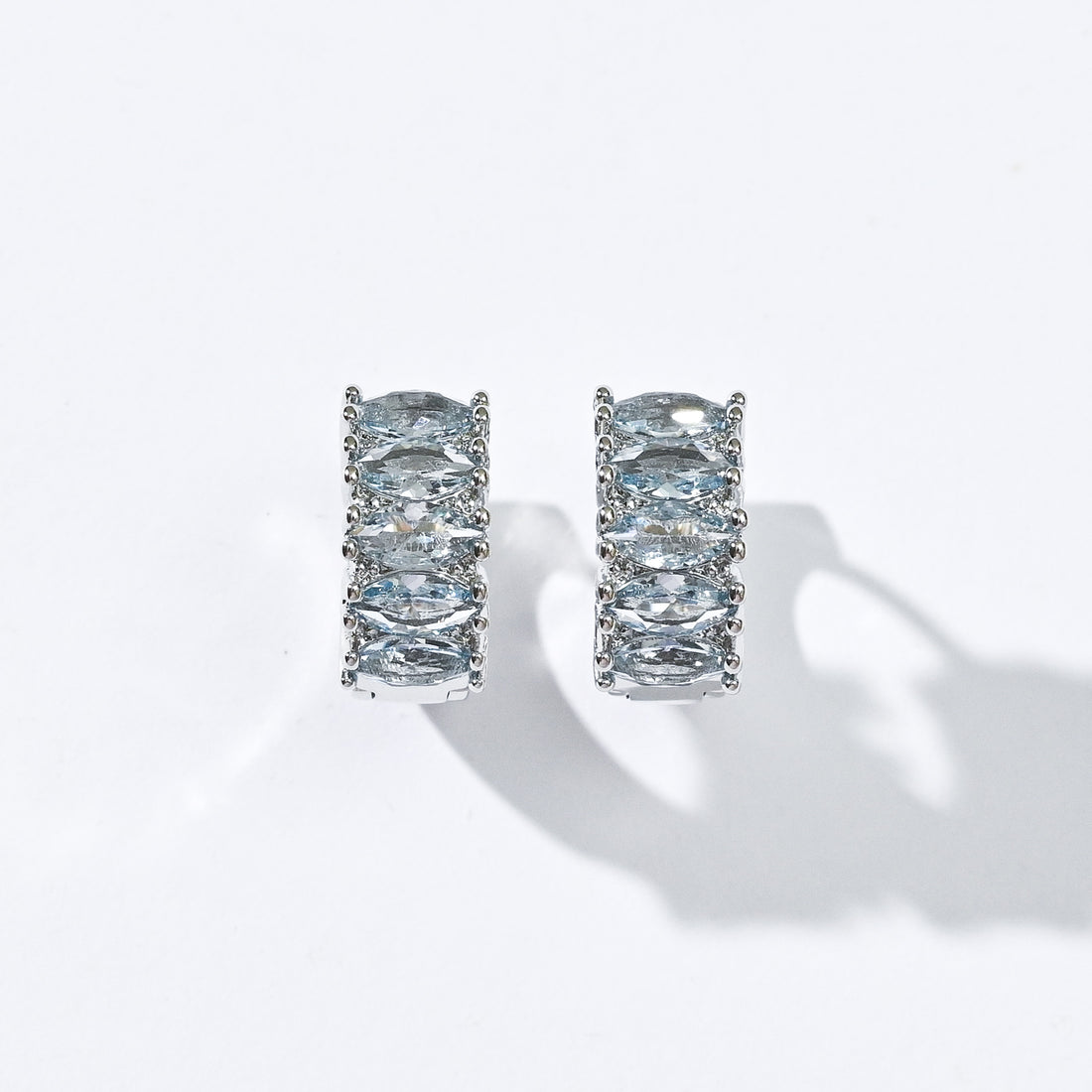 Jada Hoops | Halo Blue Silver
