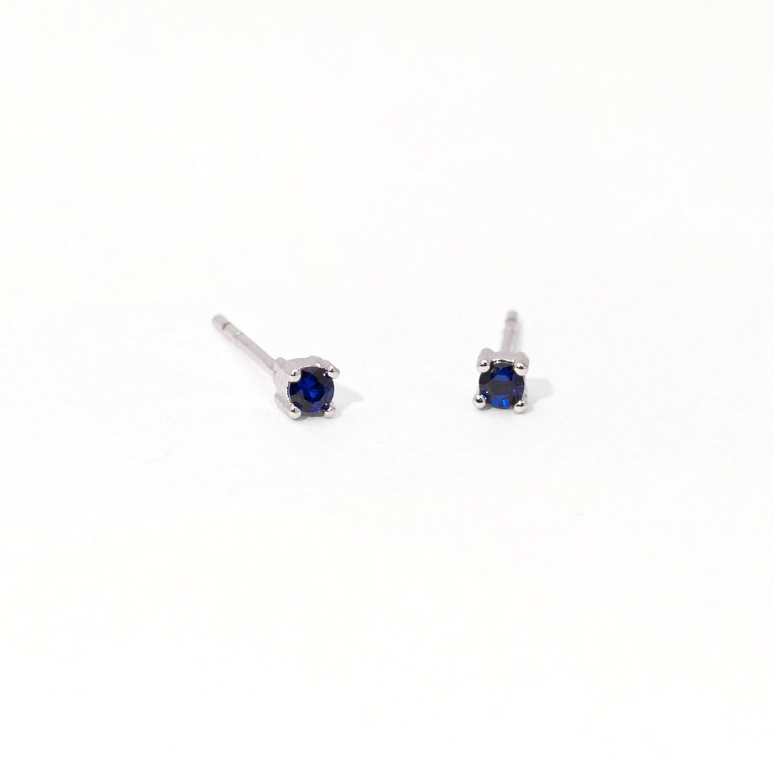 Sloane 3mm Studs | Silver Sapphire
