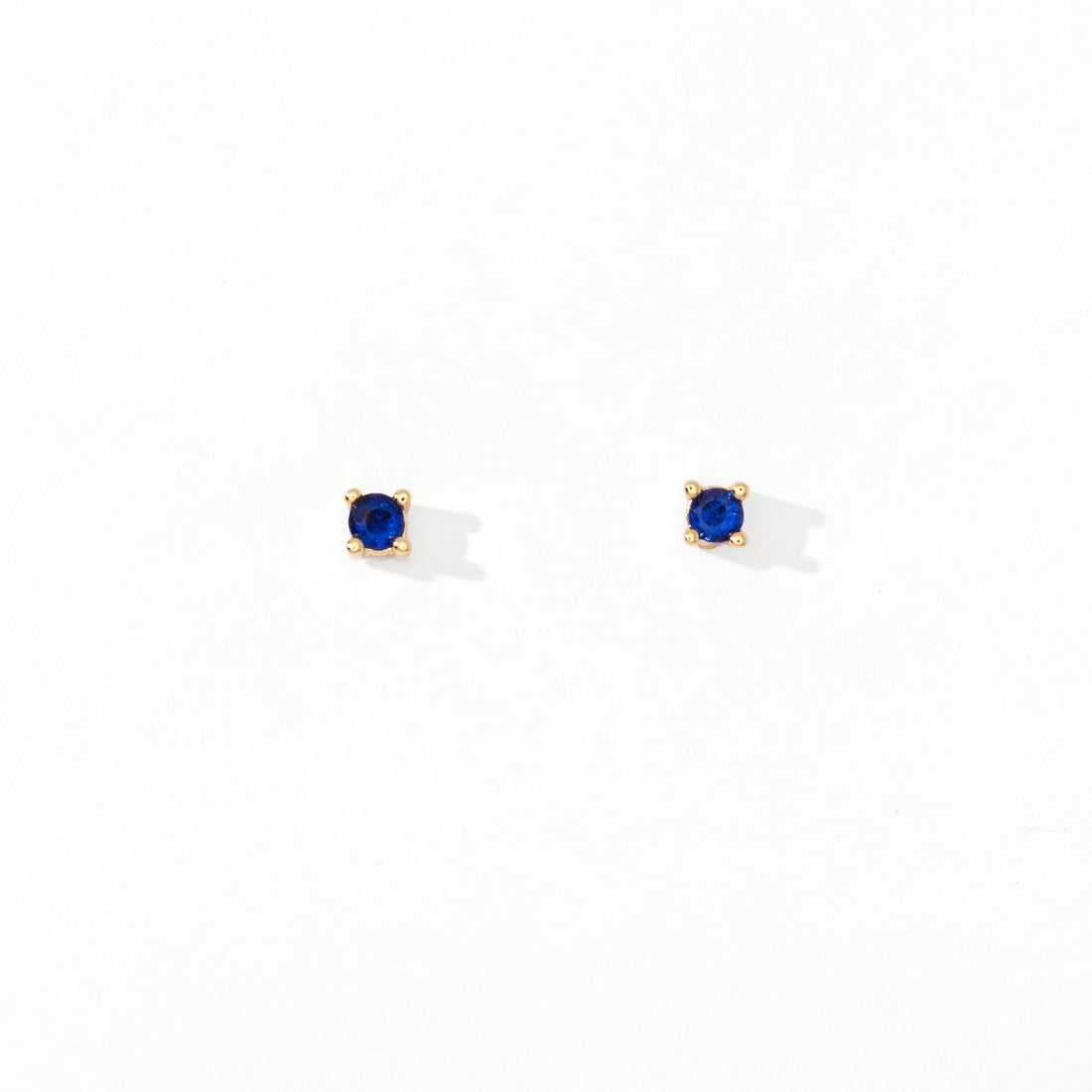 Sloane 3mm Studs | Gold Sapphire