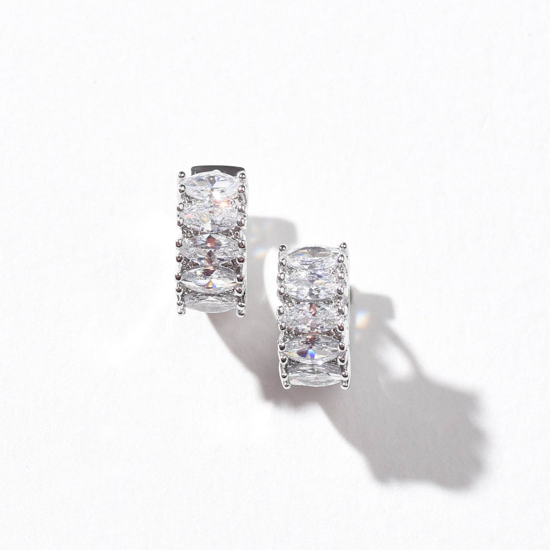 Jada Hoops | Clear Platinum