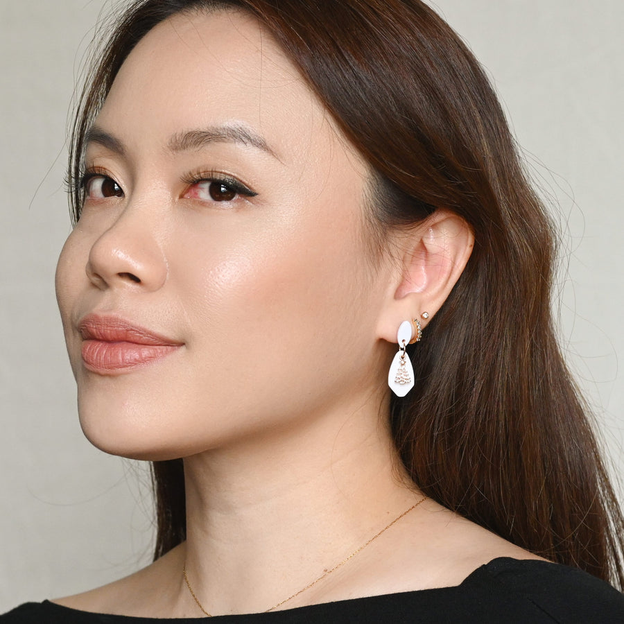 SNOWED IN Sparkle Tree