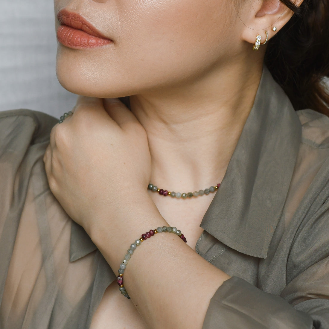 Cosmia Bracelet in Labradorite+Burgundy Chalcedony