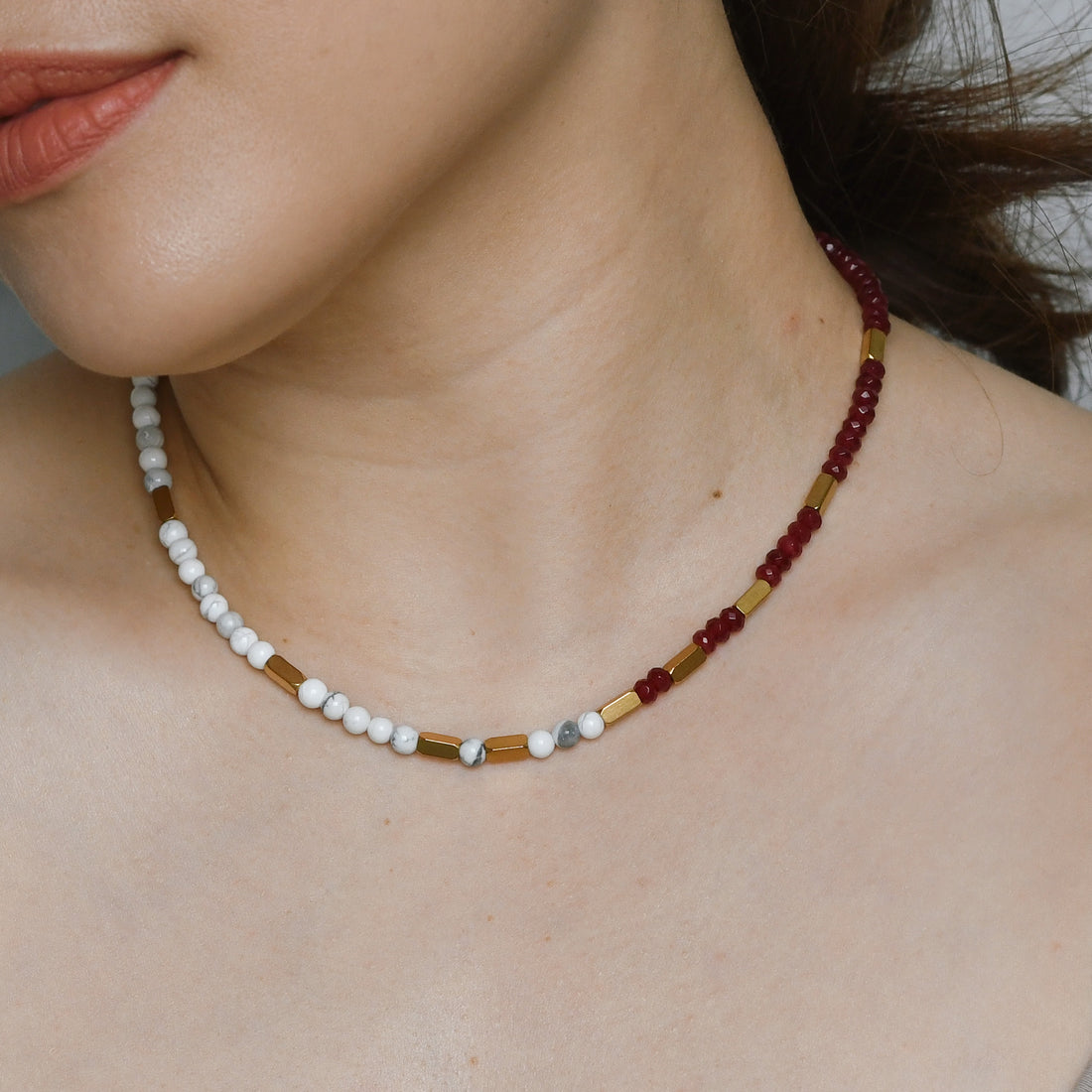 Kendra White Howlite+Red Chalcedony Necklace