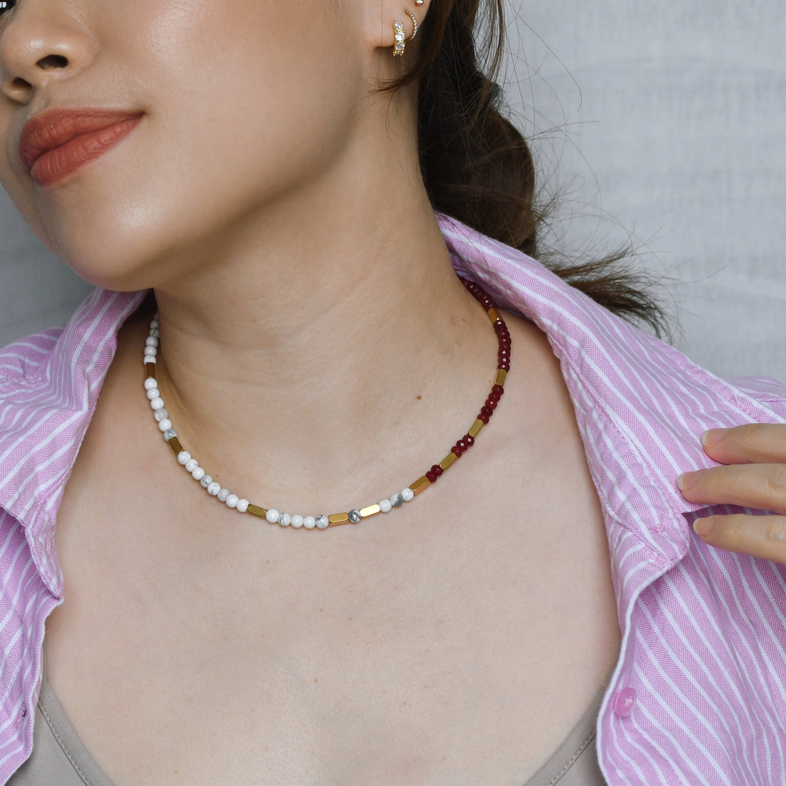 Kendra White Howlite+Red Chalcedony Necklace