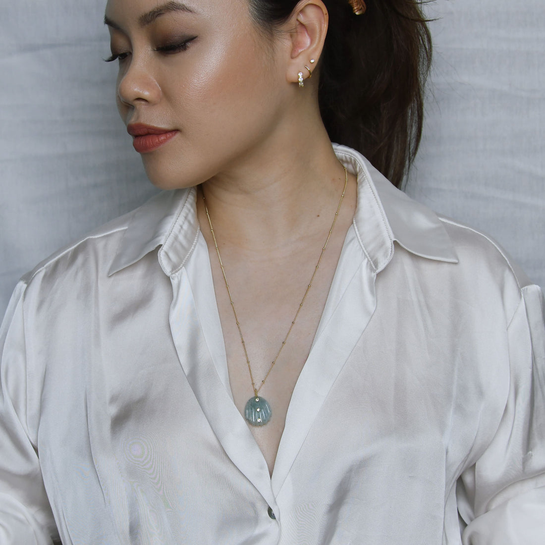 Belle Mermaid 23 carat Aquamarine with White Topaz (S925)