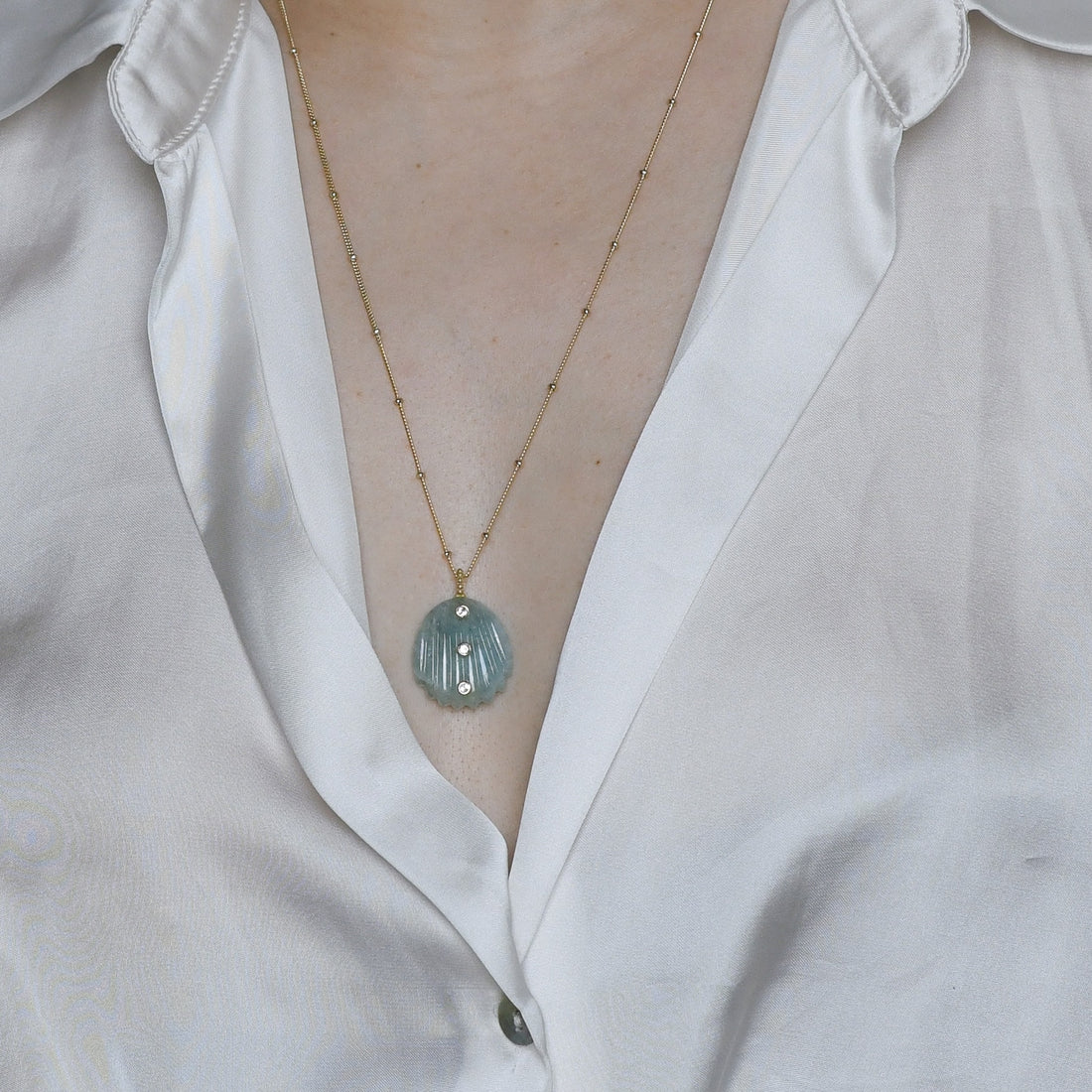 Belle Mermaid 23 carat Aquamarine with White Topaz (S925)