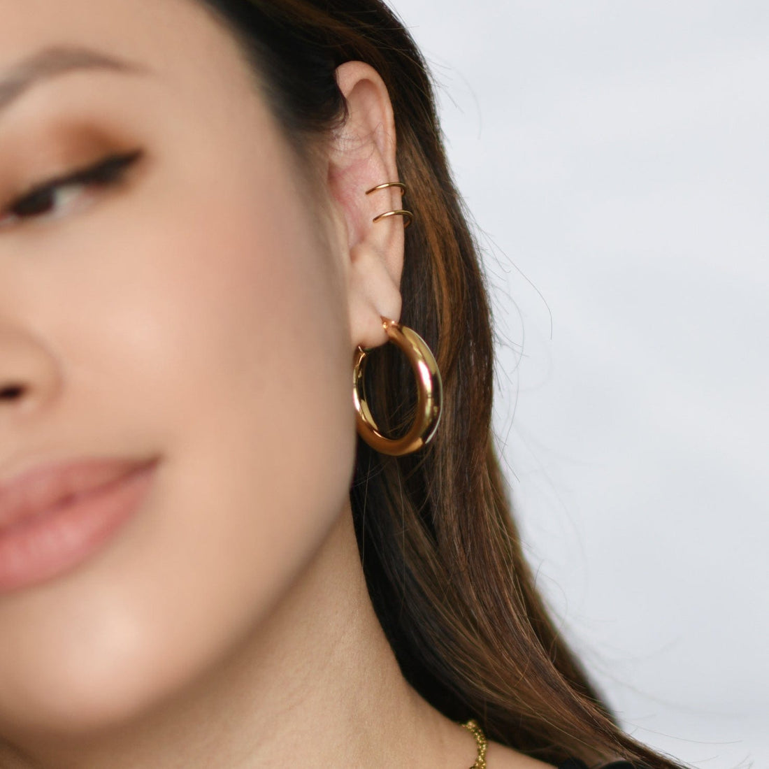 Claire Mini Hoop | Gold SST