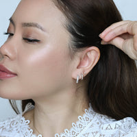 Aomi Hoops | Clear Silver