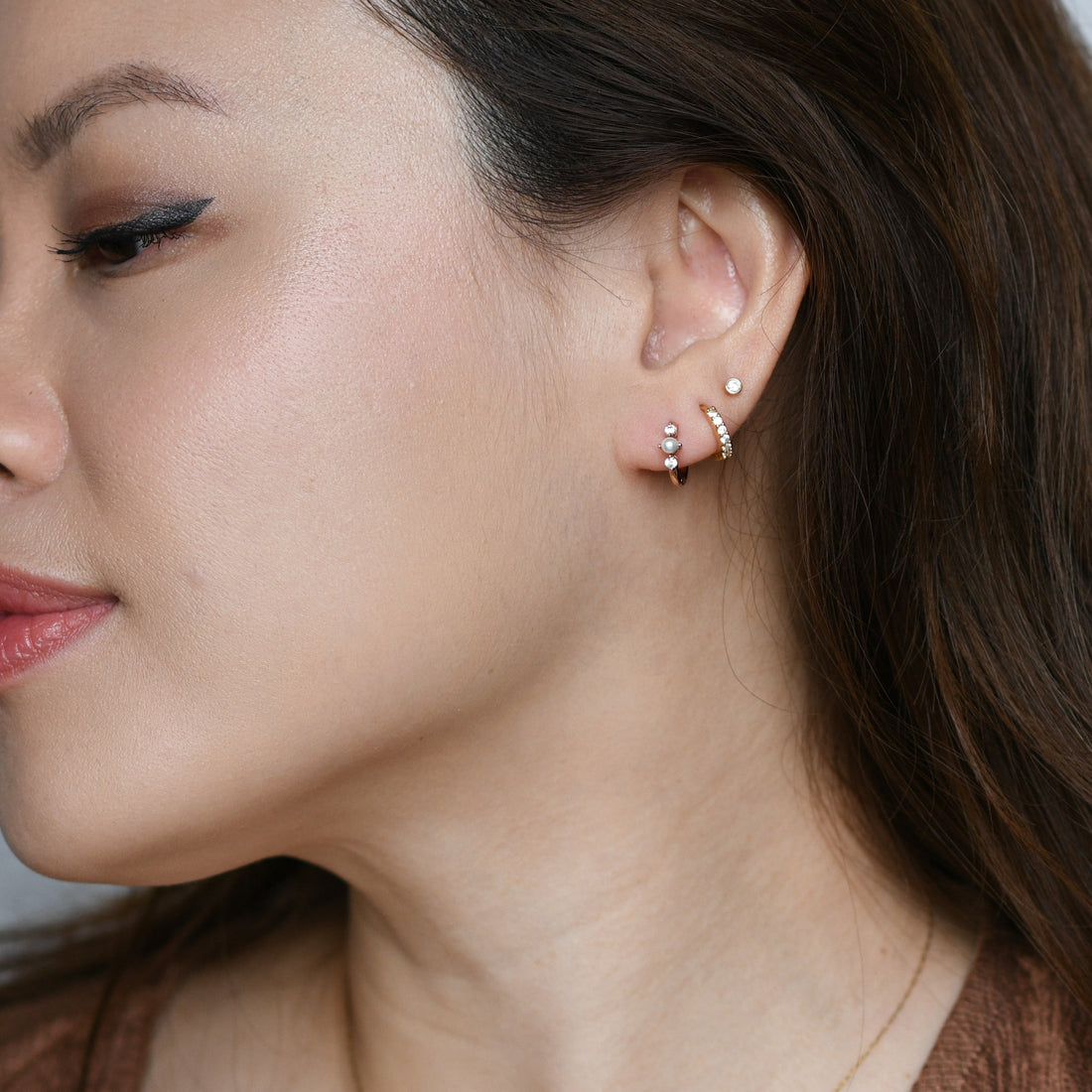 Sophia Pearl Huggies | Rose Gold
