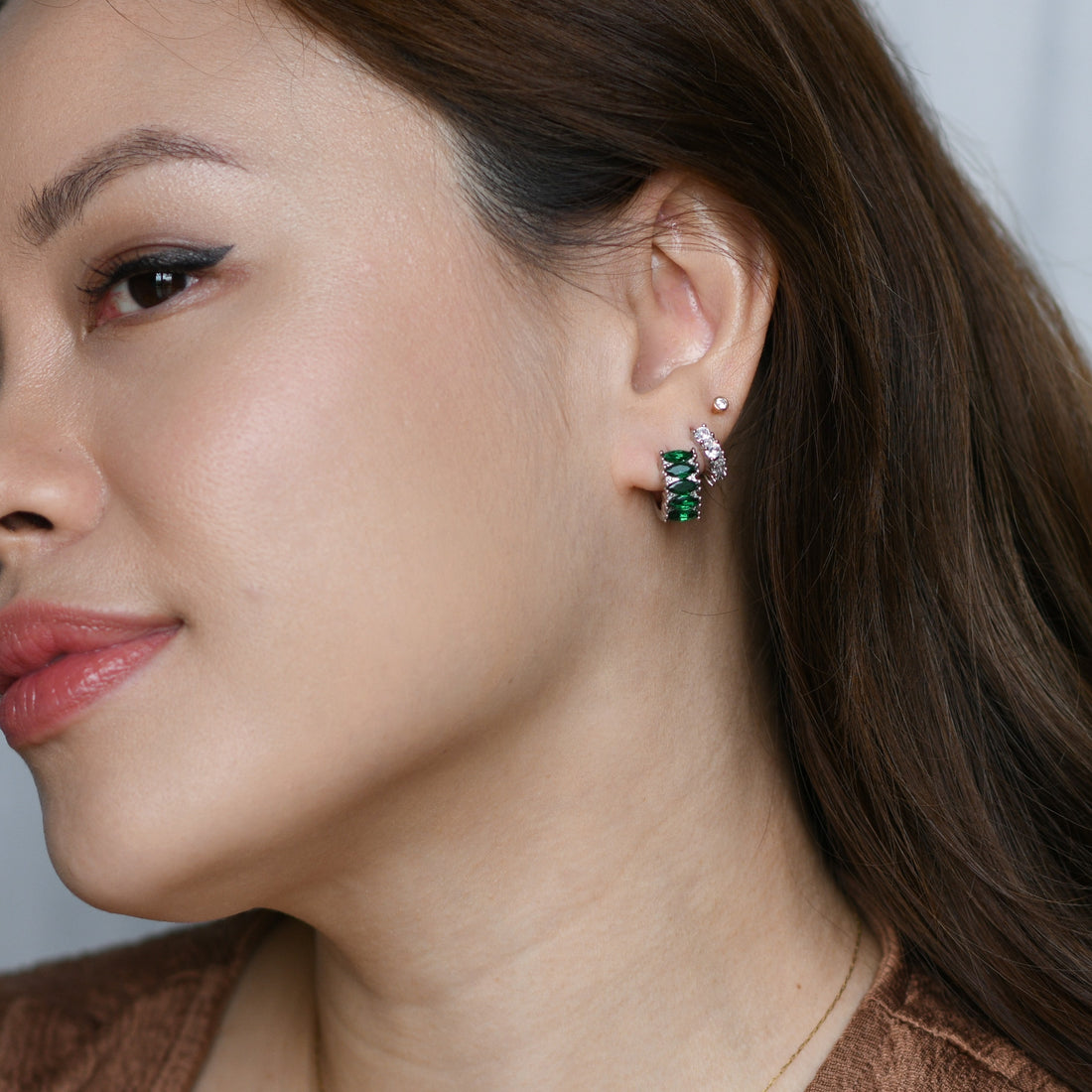 Jada Hoops | Emerald Silver